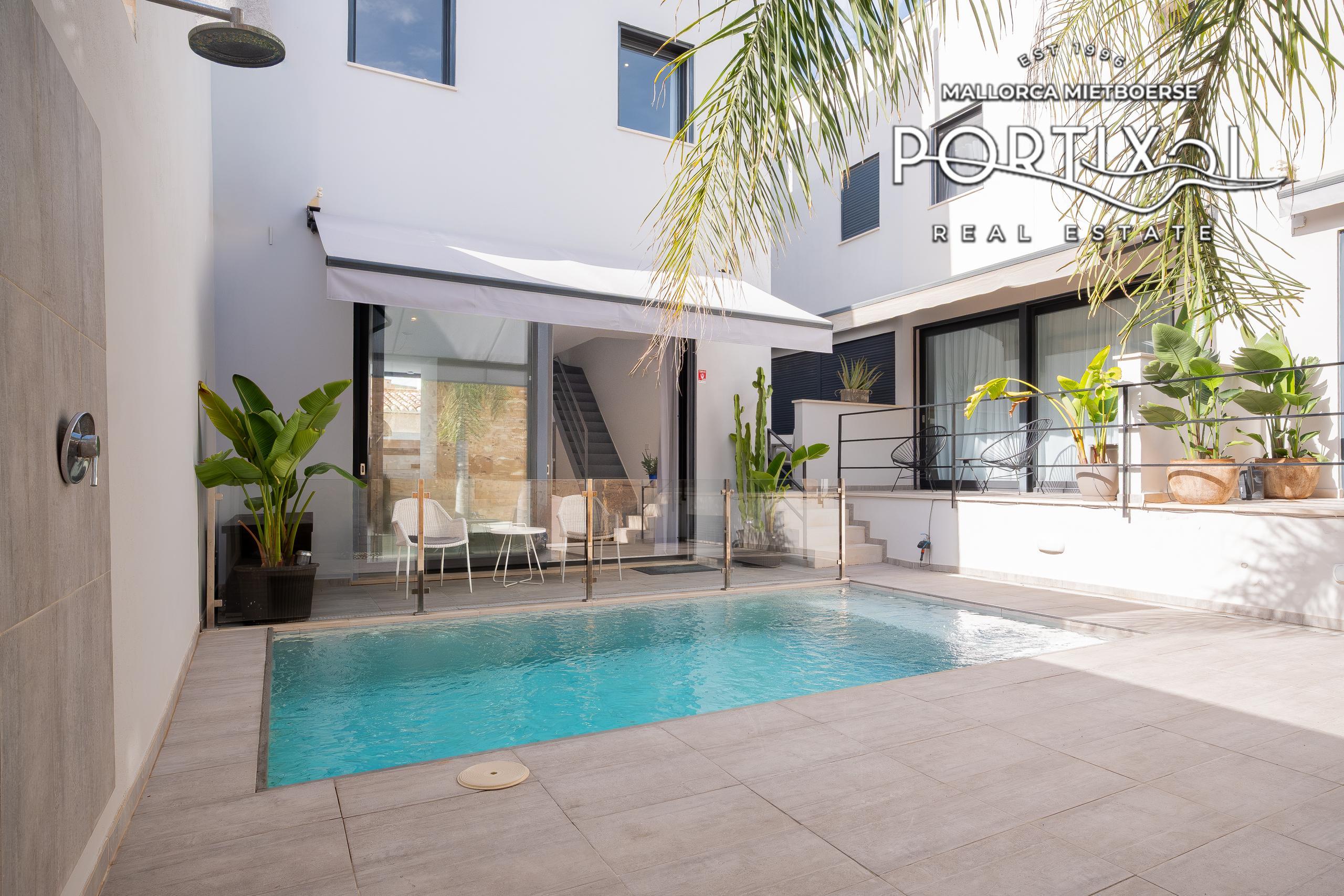 Semi-detached house with elevator for sale in Molinar